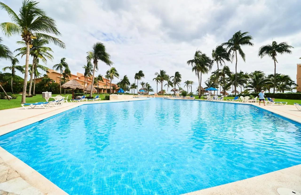 Caribbean Chic Apartment Beachfront Complex Marvelous Pool And Gardens Private Terrace Puerto Aventuras