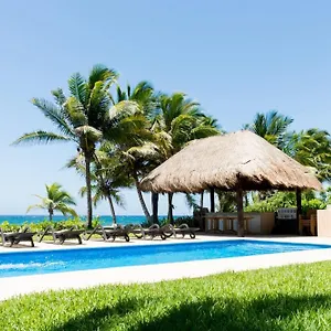 Ocean Front Puerto Aventuras